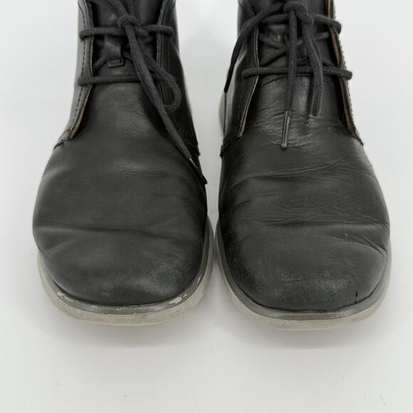 UGG Men Chukka Shoes Sz 9 Black Leather Casual Comfort Walking Sneakers Retro - Picture 4 of 8